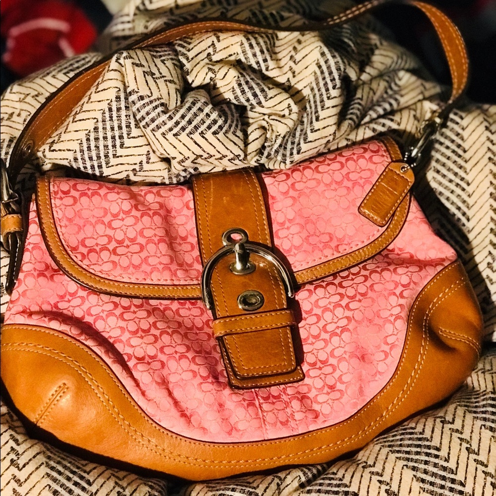 Coach Purse - Picture 2 of 7